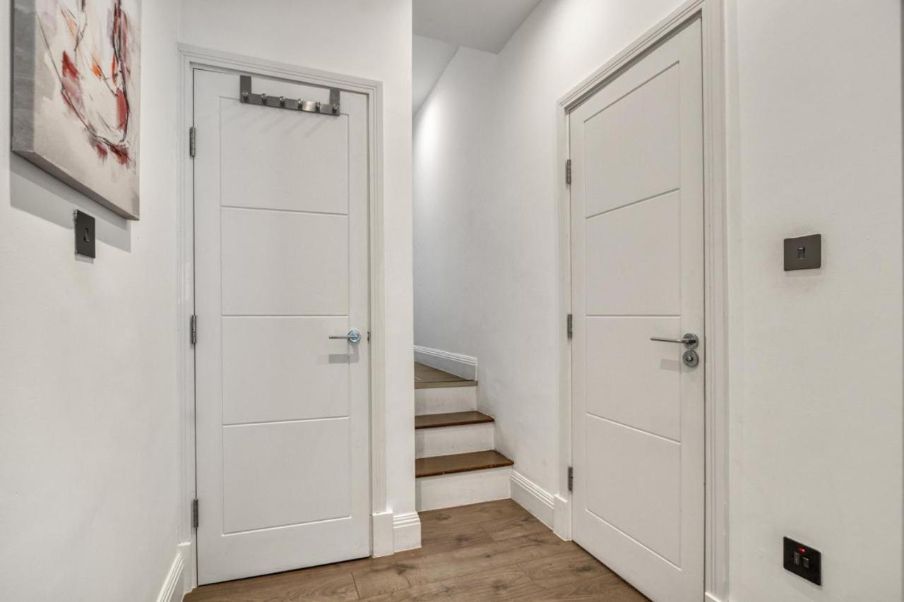 Luxurious Hidden Gem In Wandsworth Διαμέρισμα Λονδίνο Εξωτερικό φωτογραφία