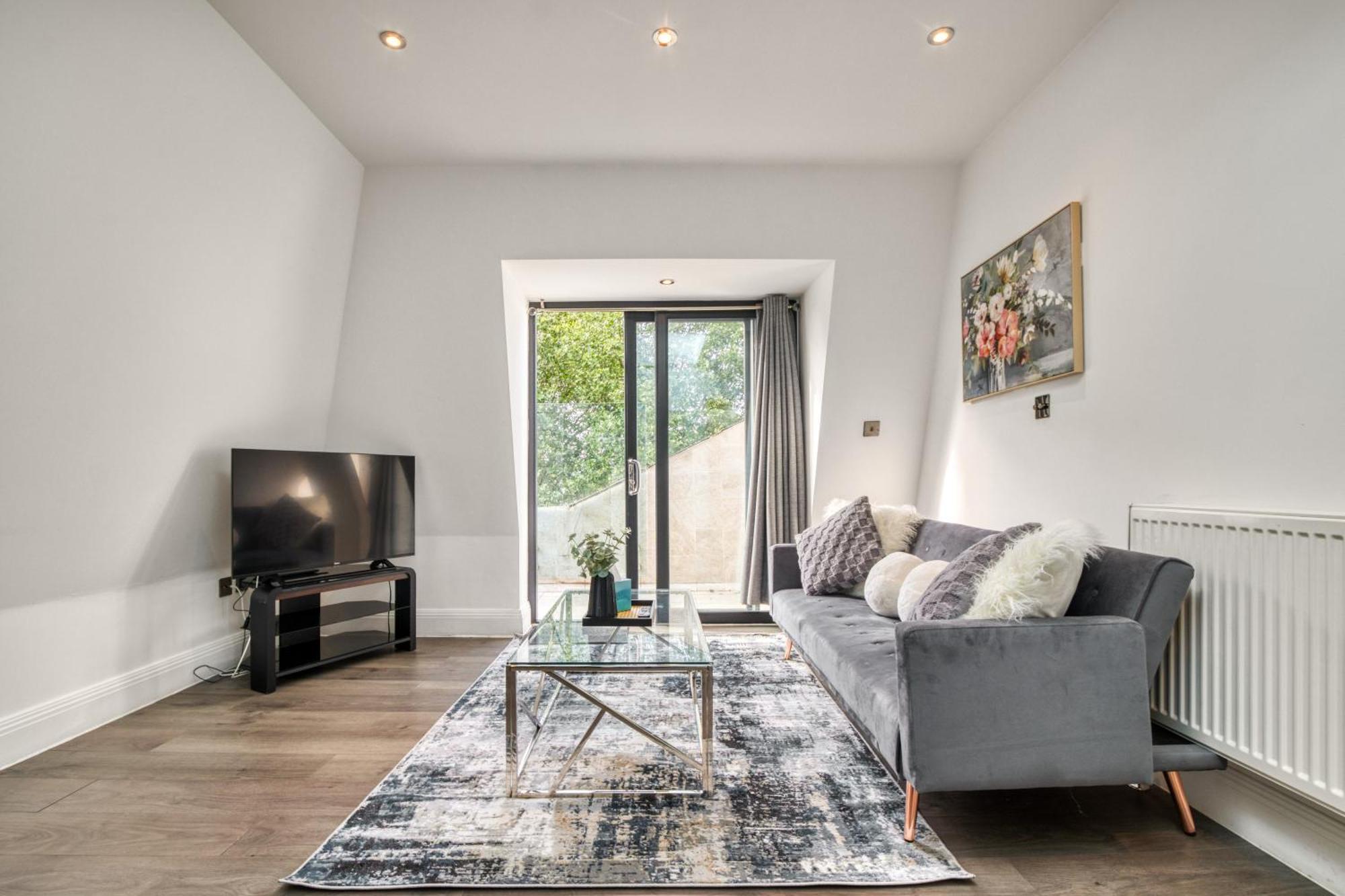 Luxurious Hidden Gem In Wandsworth Διαμέρισμα Λονδίνο Εξωτερικό φωτογραφία